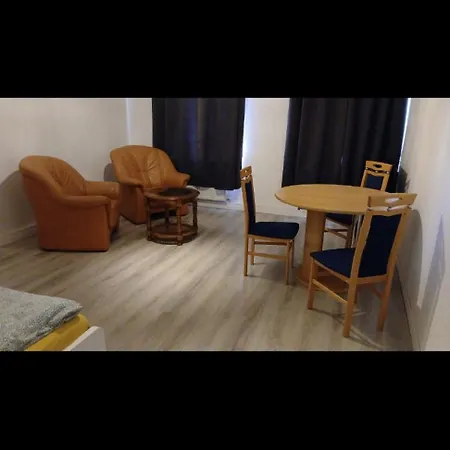 Monteurwohnung Bei Nina 2ogl *