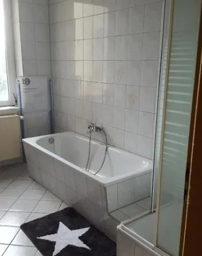 Monteurwohnung Bei Nina 2ogl Zeitz